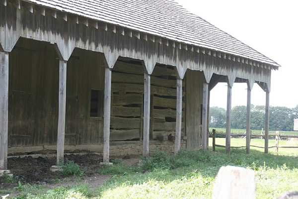 1808 Double Pen Barn